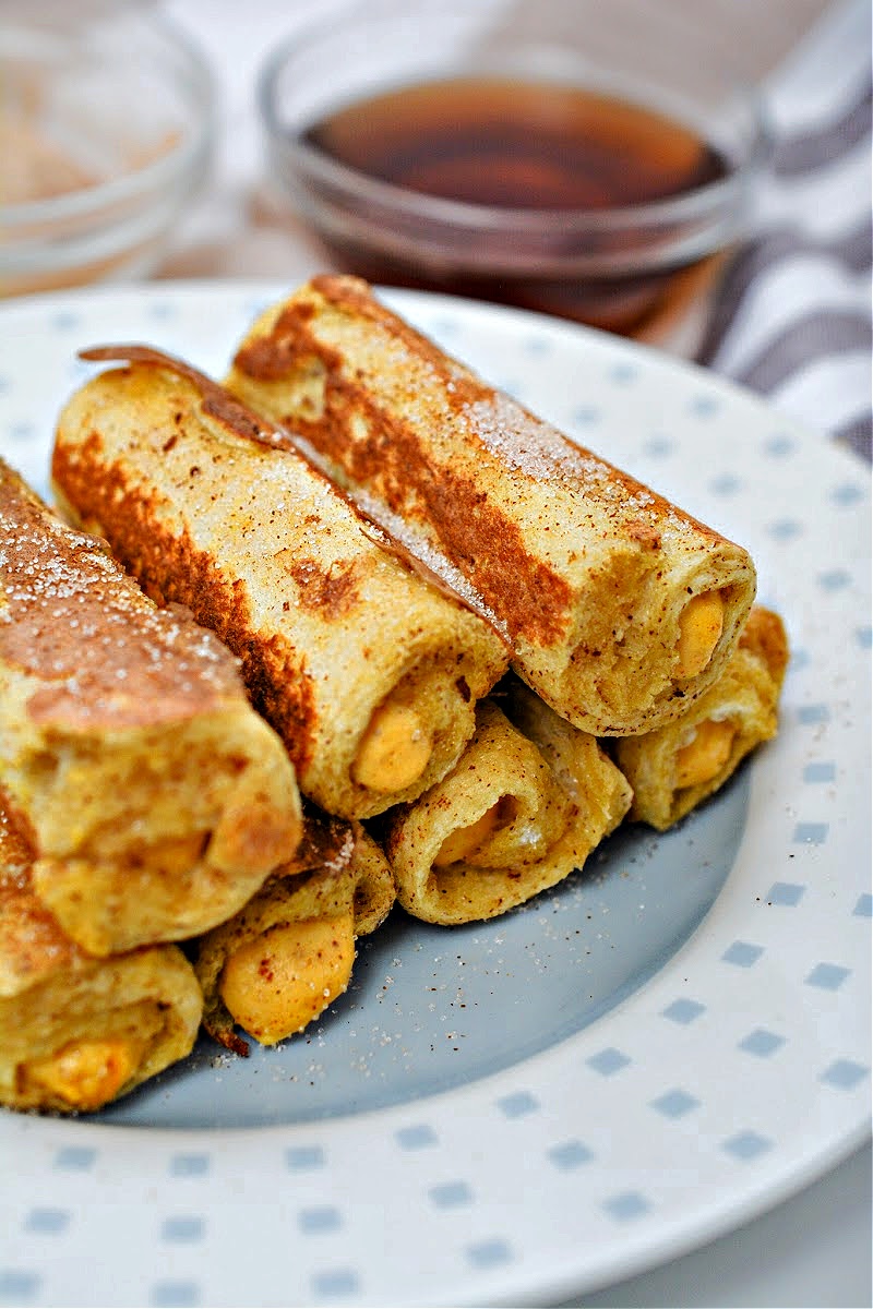 Low-Carb Pumpkin French Toast Roll Ups