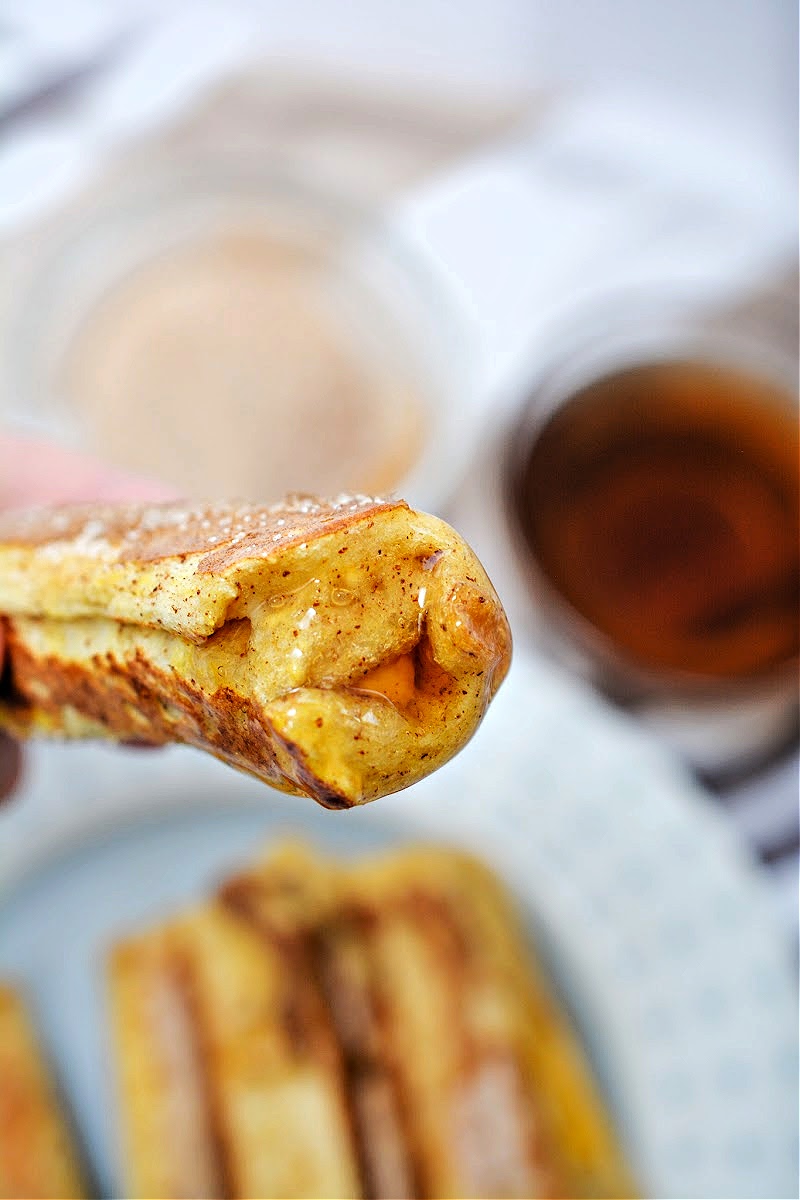 Low-Carb Pumpkin French Toast Roll Ups