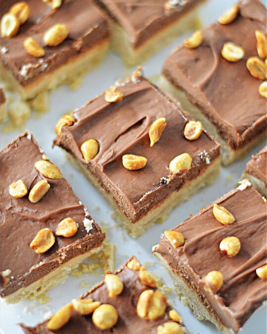 Keto No Bake Peanut Butter Cheesecake Bars