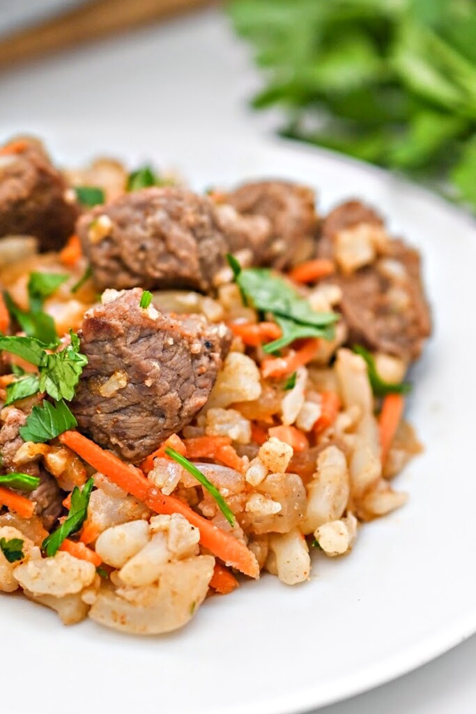 LowCarb Beef Cauliflower Rice Pilaf 3 Net Carbs Per Serving