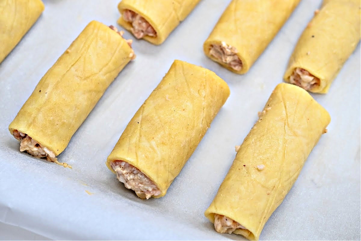 Keto Sausage Rolls