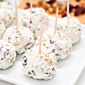 Low-Carb Cranberry and Walnut Goat Cheese Balls