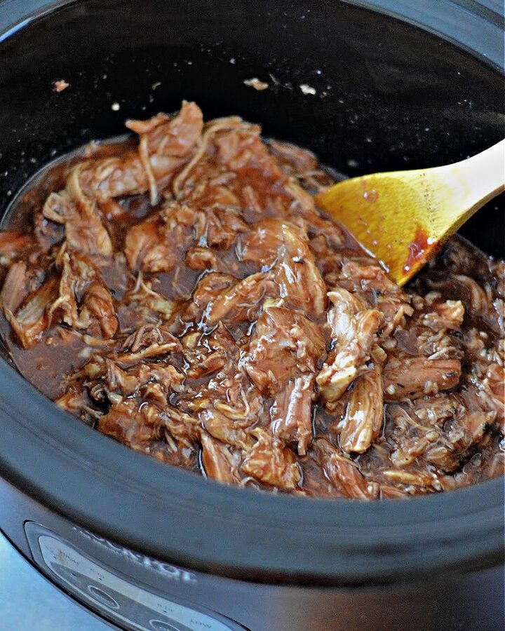 Keto Crockpot Root Beer BBQ Pulled Pork Sandwiches