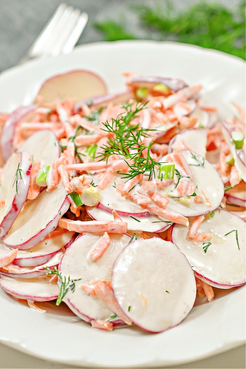 Low Carb Keto Carrot and Radish Salad
