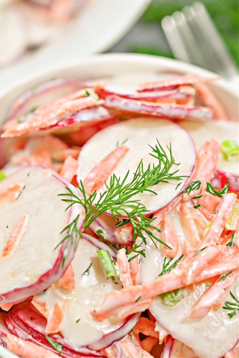 Low Carb Keto Carrot and Radish Salad
