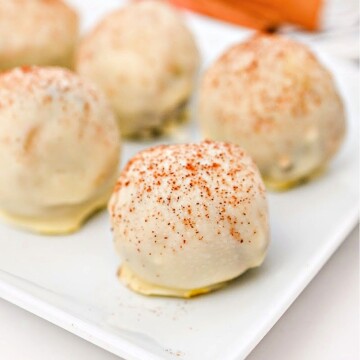 Low-Carb White Chocolate Carrot Cake Balls