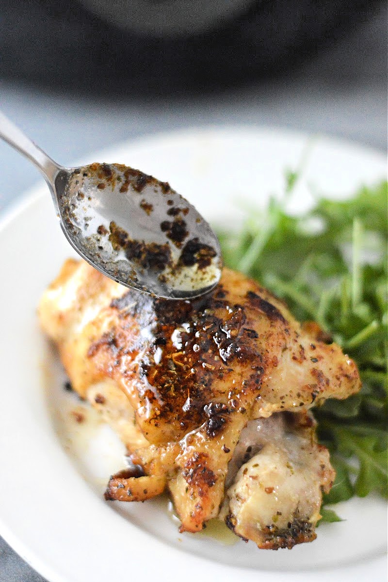 Keto Pan Seared Chicken Thighs