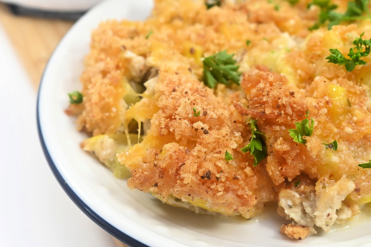 Low-Carb Creamy Chicken and Summer Squash