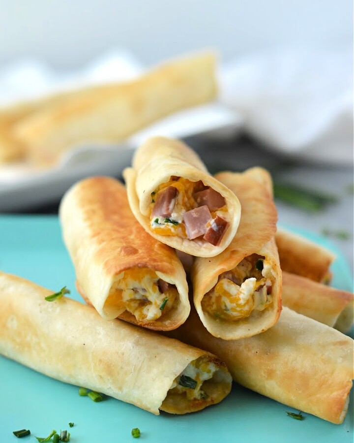Keto Creamy Ham and Cheese Roll Ups