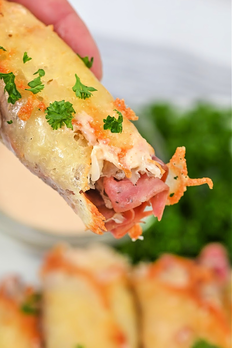 Crispy Keto Reuben Roll-Ups