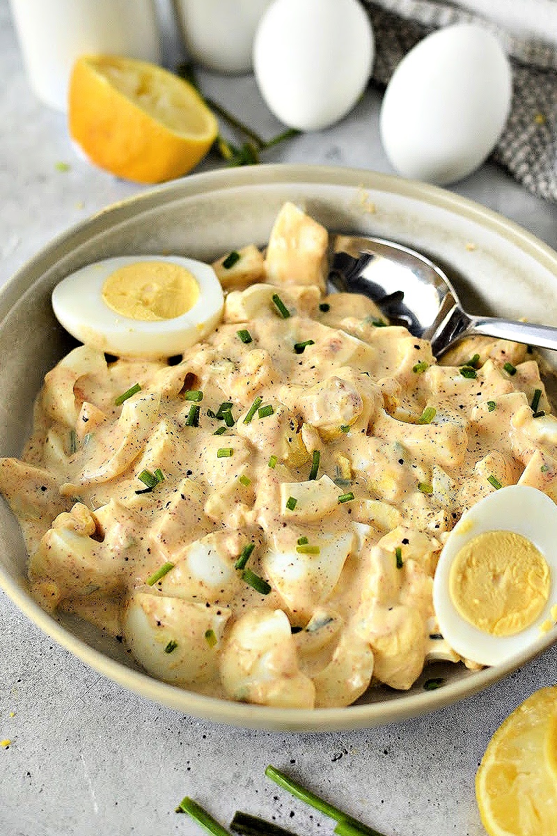 Low Carb Greek Yogurt Egg Salad
