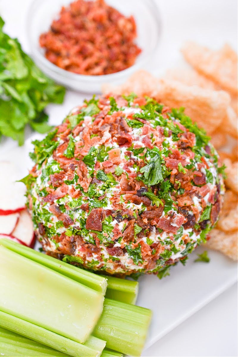Keto Bacon Ranch Cheese Ball