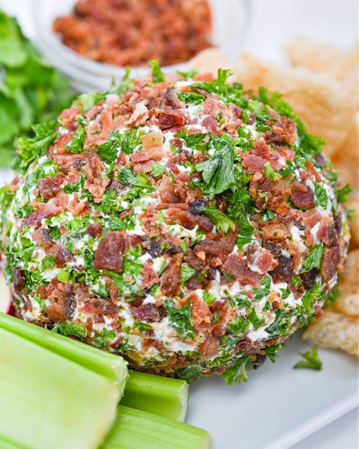 Keto Bacon Ranch Cheese Ball