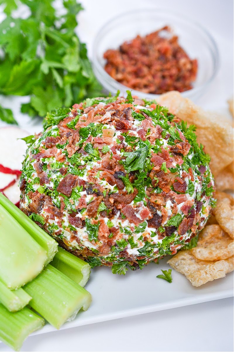 Keto Bacon Ranch Cheese Ball