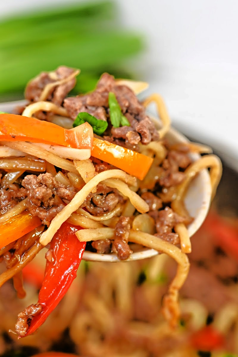 Easy Keto Lo Mein With Ground Beef