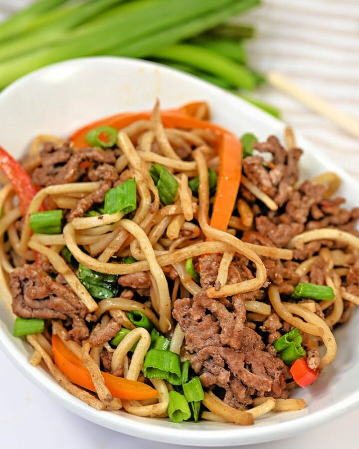 Easy Keto Lo Mein With Ground Beef