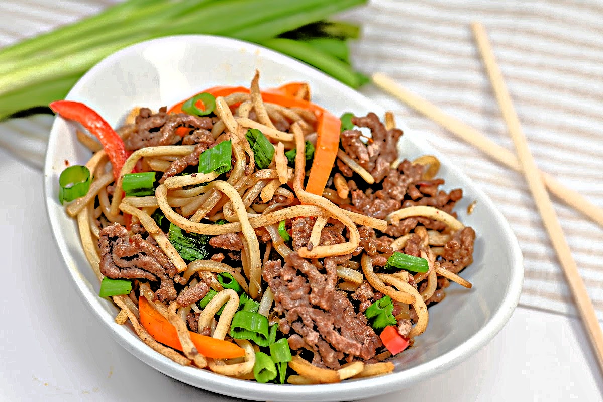 Easy Keto Lo Mein With Ground Beef