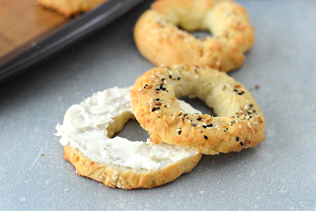 Keto Cottage Cheese Bagels 