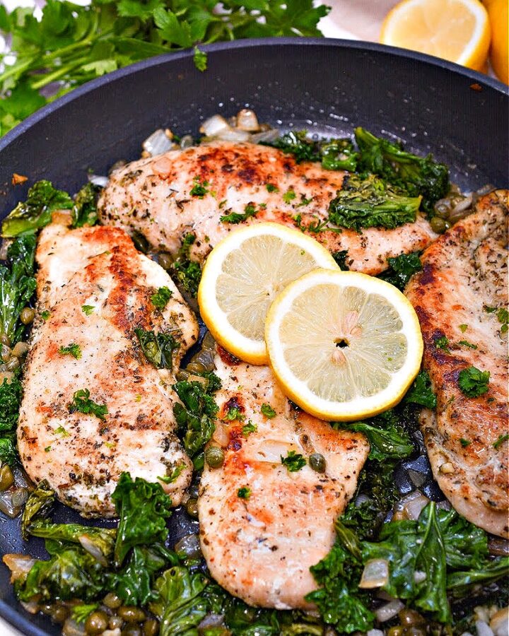 Keto Chicken Piccata Skillet