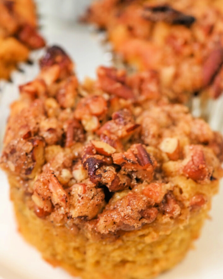 Keto Pumpkin Cinnamon Muffins