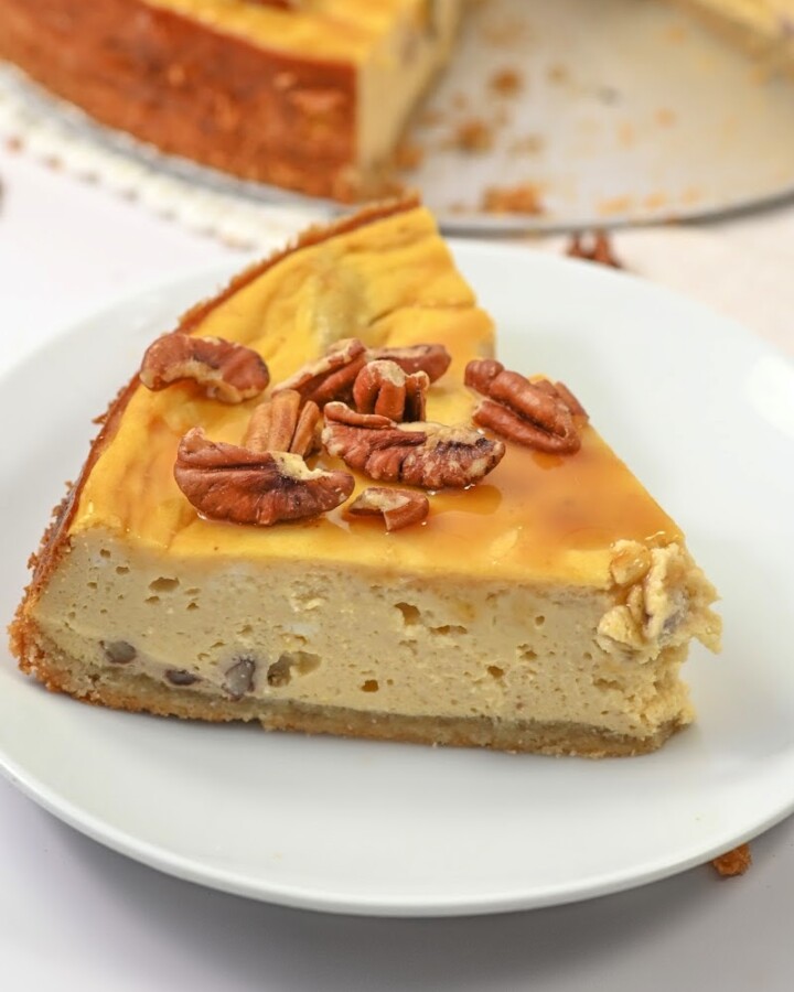 Low-Carb Pumpkin Pecan Cheesecake