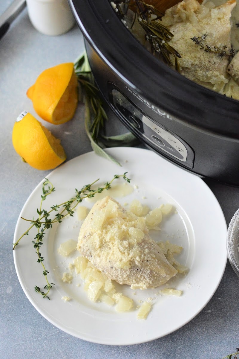 Keto Slow Cooker Wine and Herb Chicken