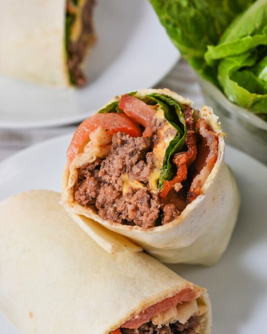 Keto Bacon Cheeseburger Burritos