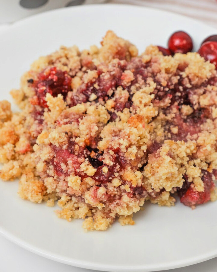 Low Carb Cranberry Crisp