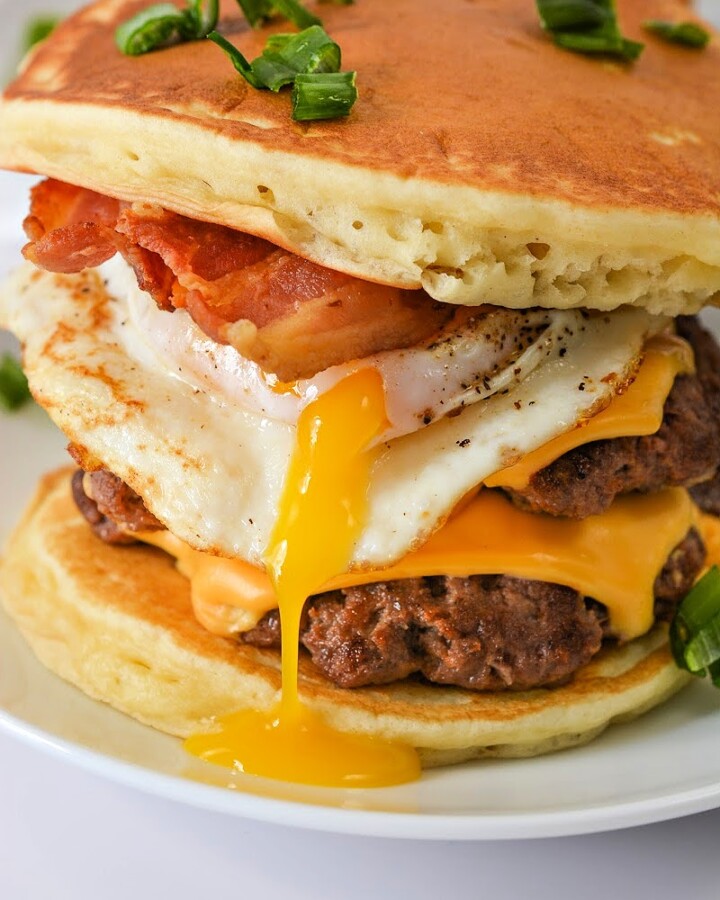 Keto Pancake Breakfast Smashburgers
