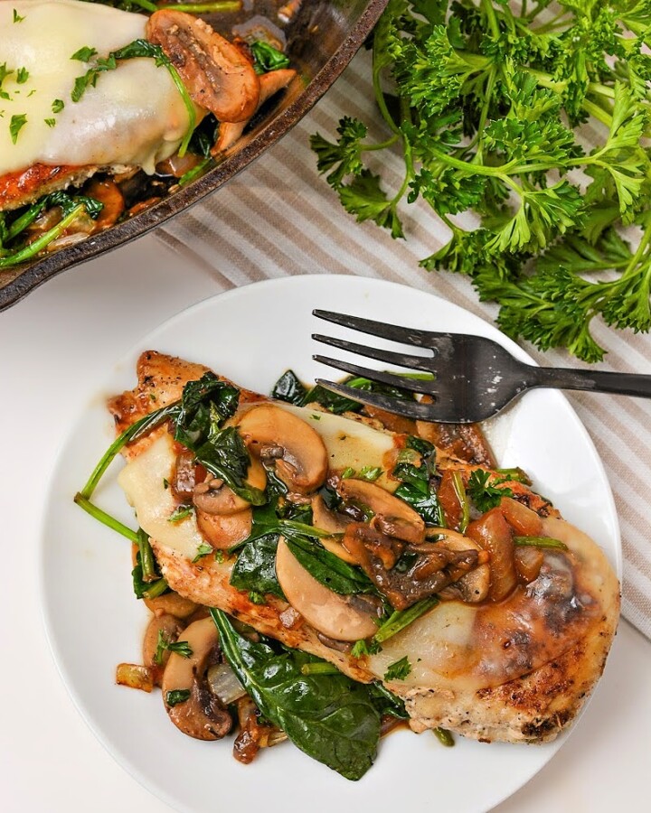 Keto Mushroom Spinach and Cheese Chicken