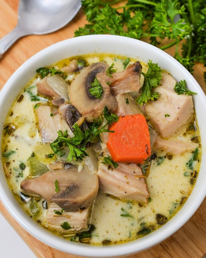 Low Carb Creamy Leftover Turkey Soup