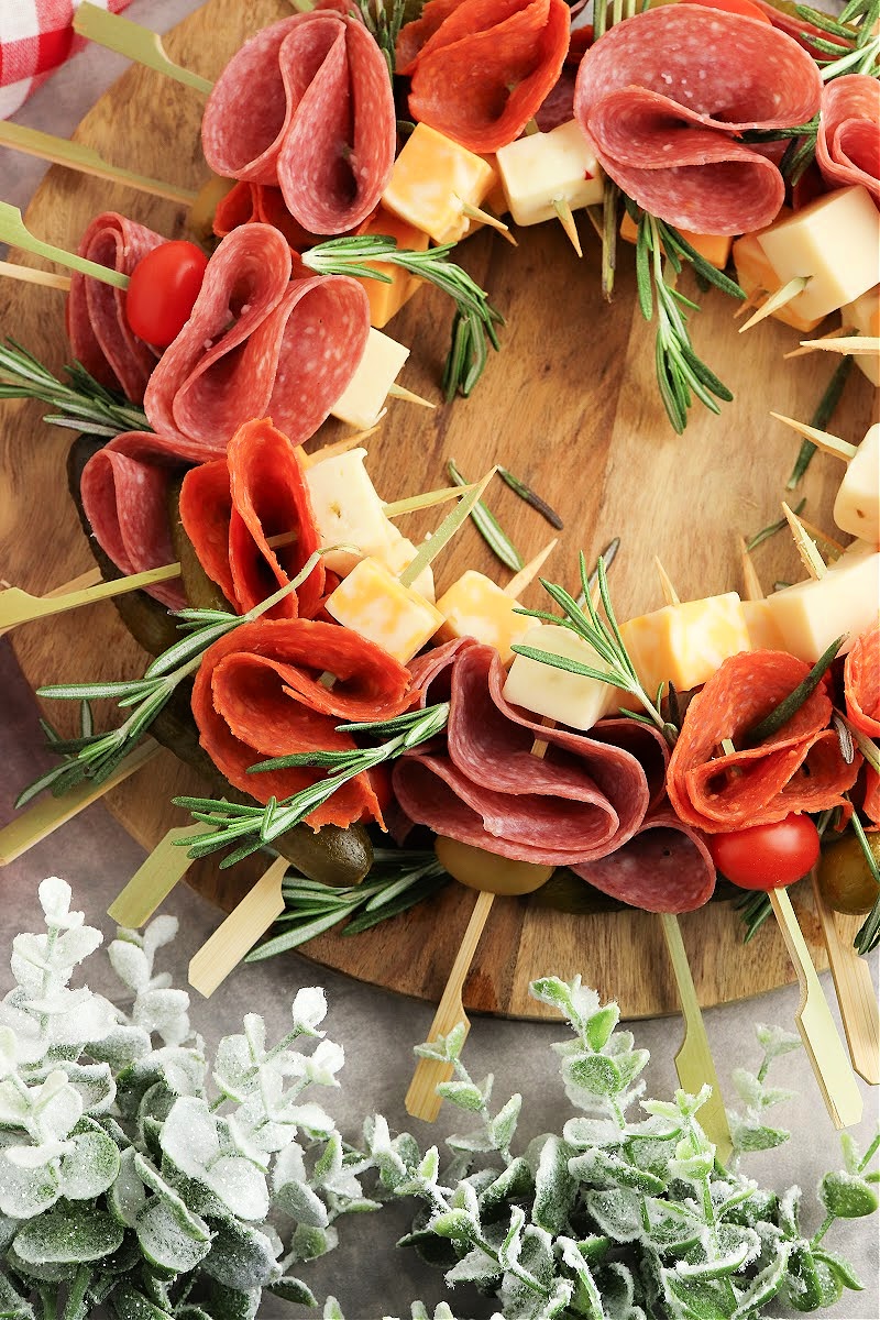 Low-Carb Charcuterie Wreath