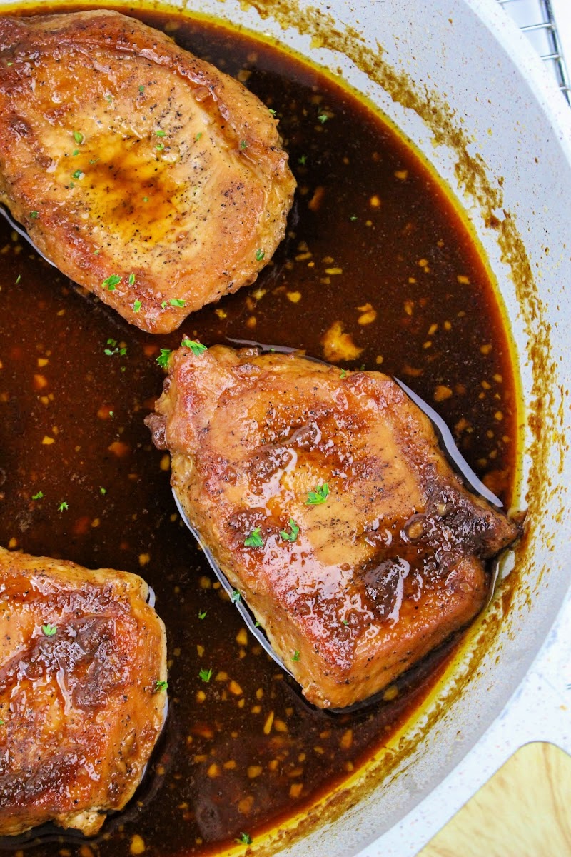 Low-Carb Bourbon Pork Chops