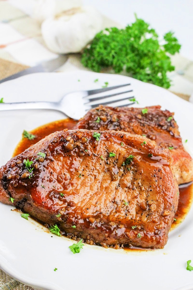 Low-Carb Bourbon Pork Chops
