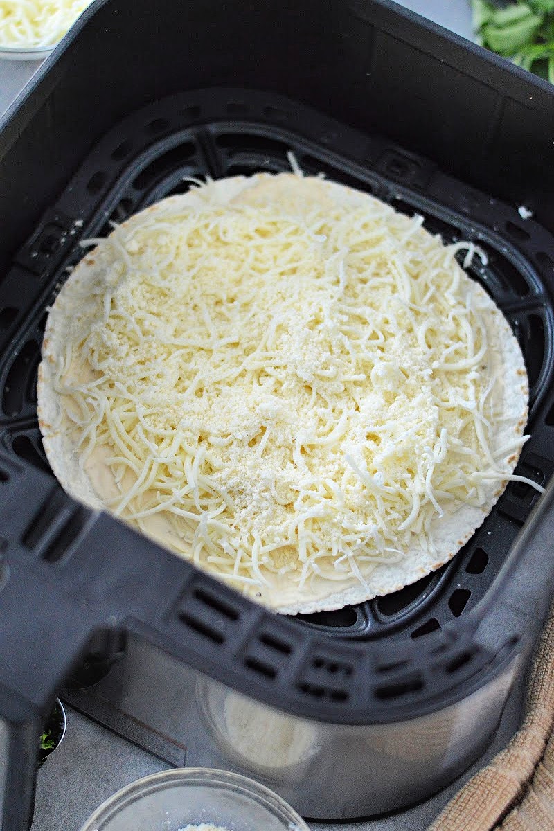 Keto Alfredo Cheesy Breadsticks