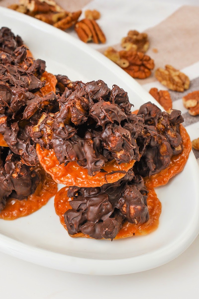 Keto Chocolate Caramel Nut Clusters