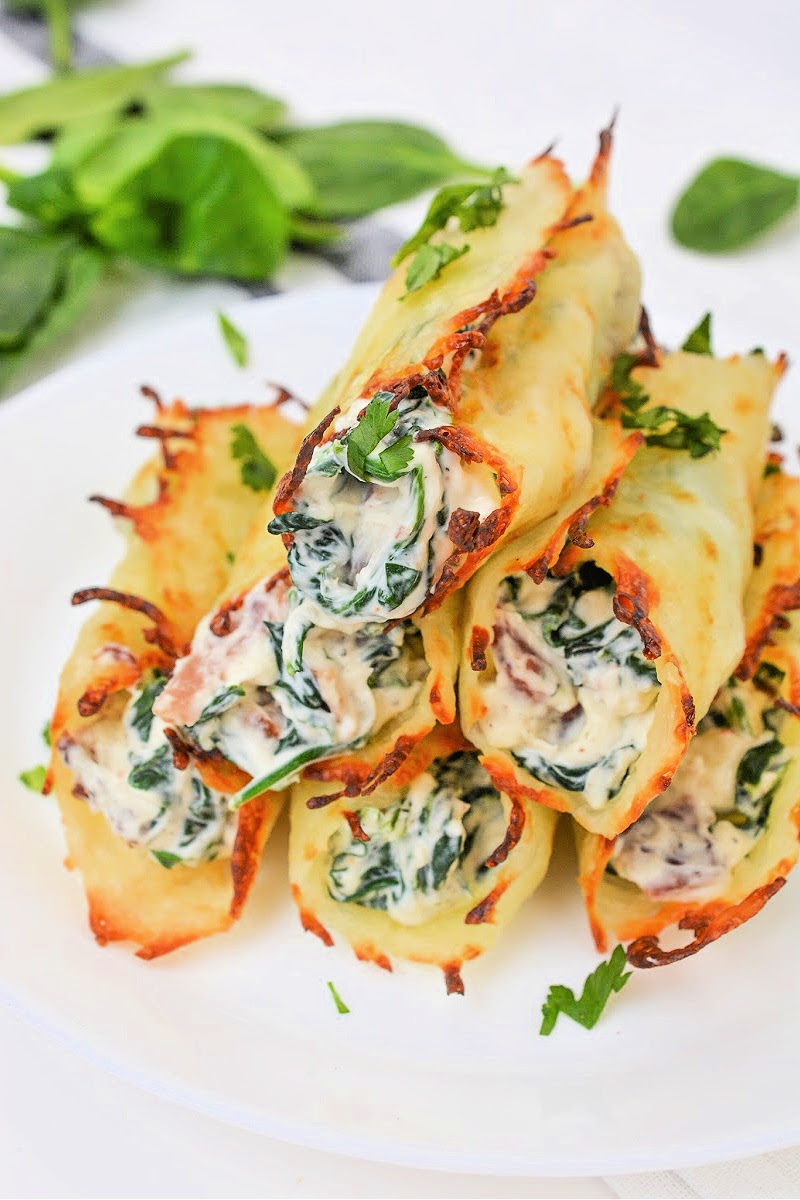 Keto Spinach and Bacon Cream Cheese Roll Ups