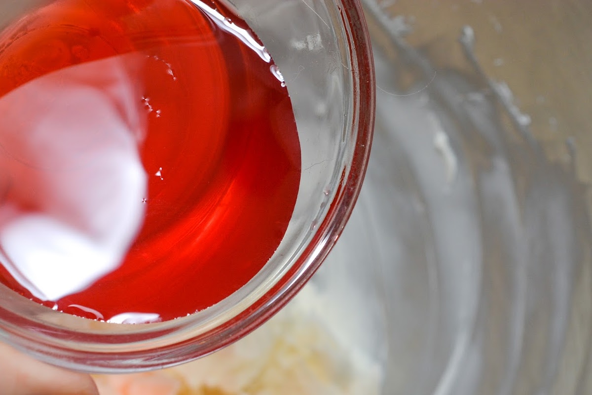 Adding cherry syrup