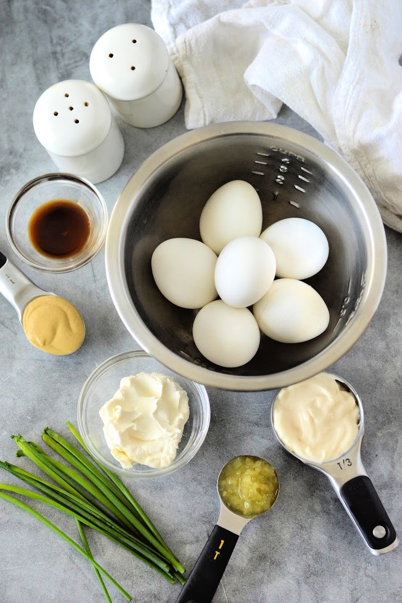 Low-Carb Deviled Egg Dip Ingredients