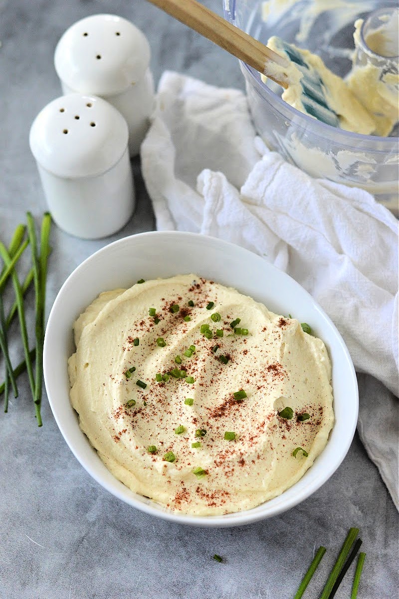 Low-Carb Deviled Egg Dip