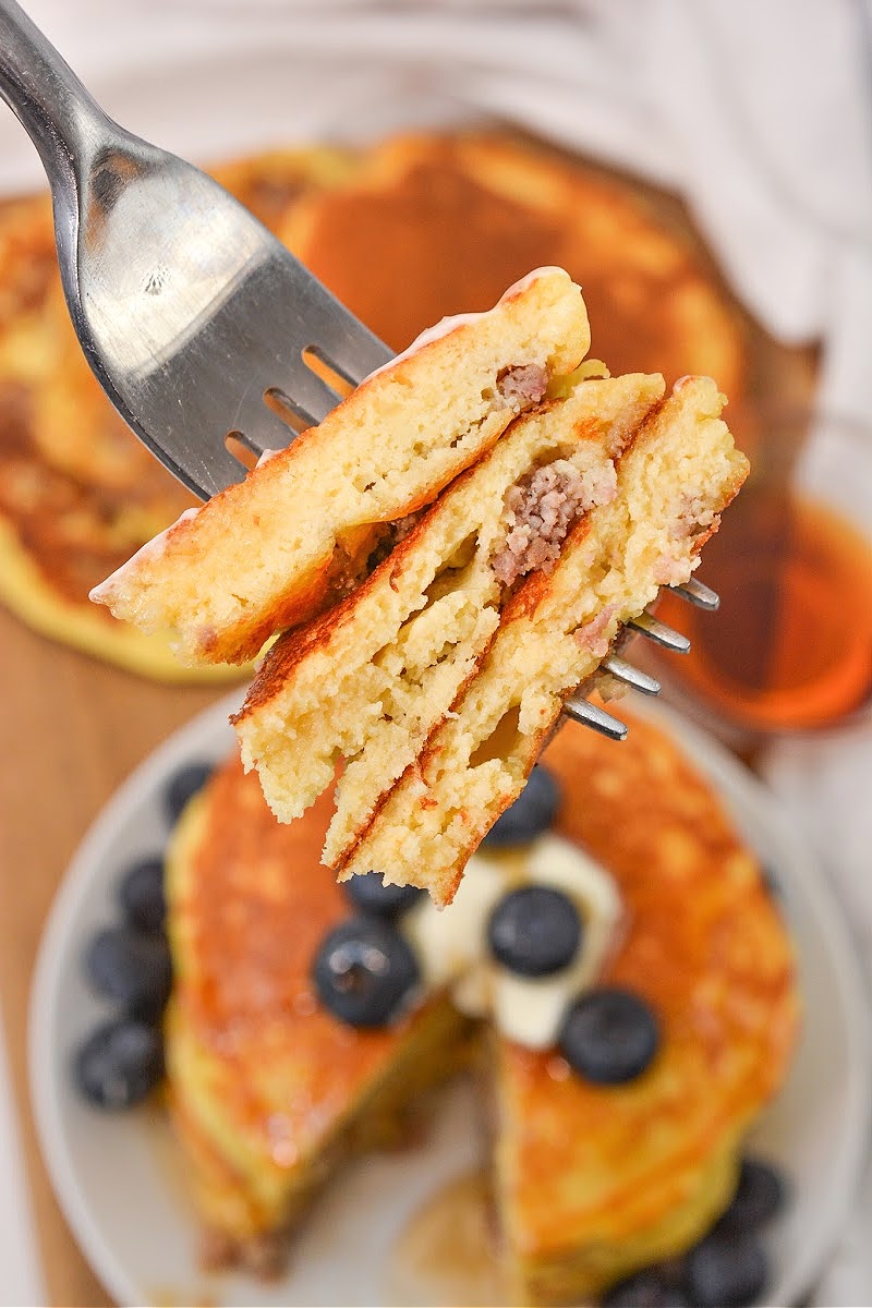 Low Carb Healthy Cottage Cheese Pancakes with Sausage