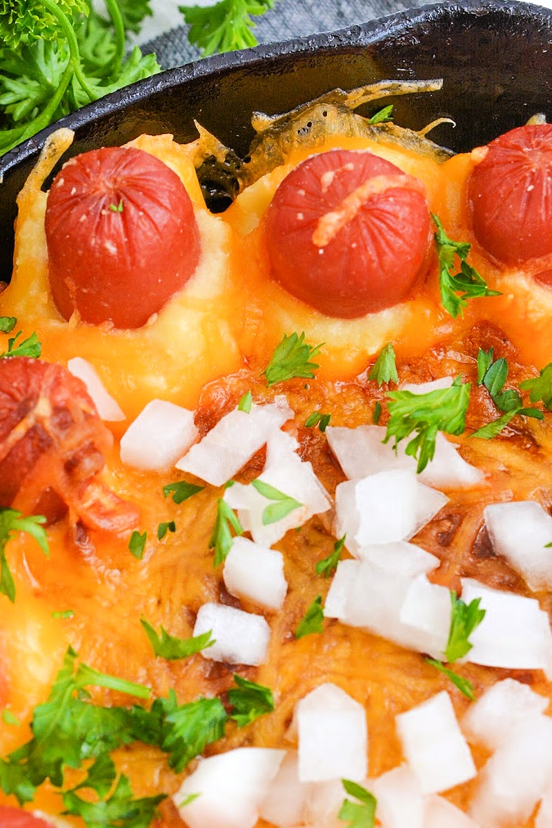 Keto Chili Cheese Dog Skillet Dip