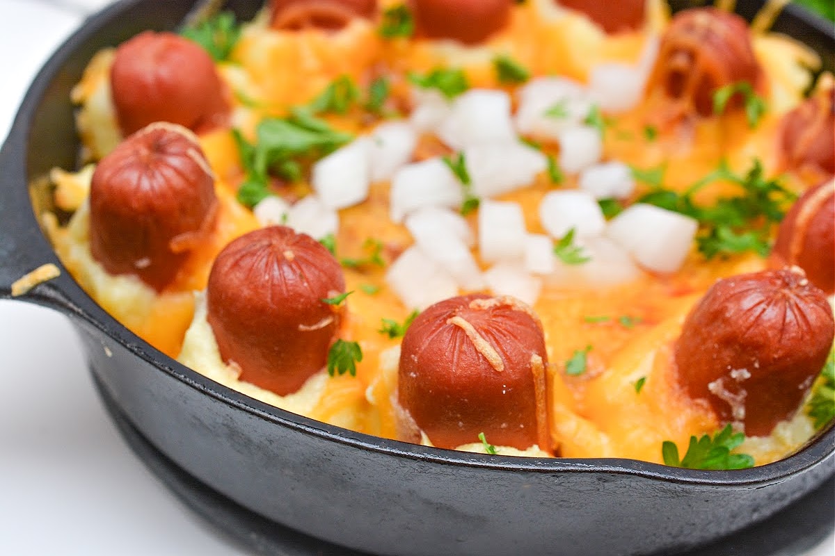 Keto Chili Cheese Dog Skillet Dip