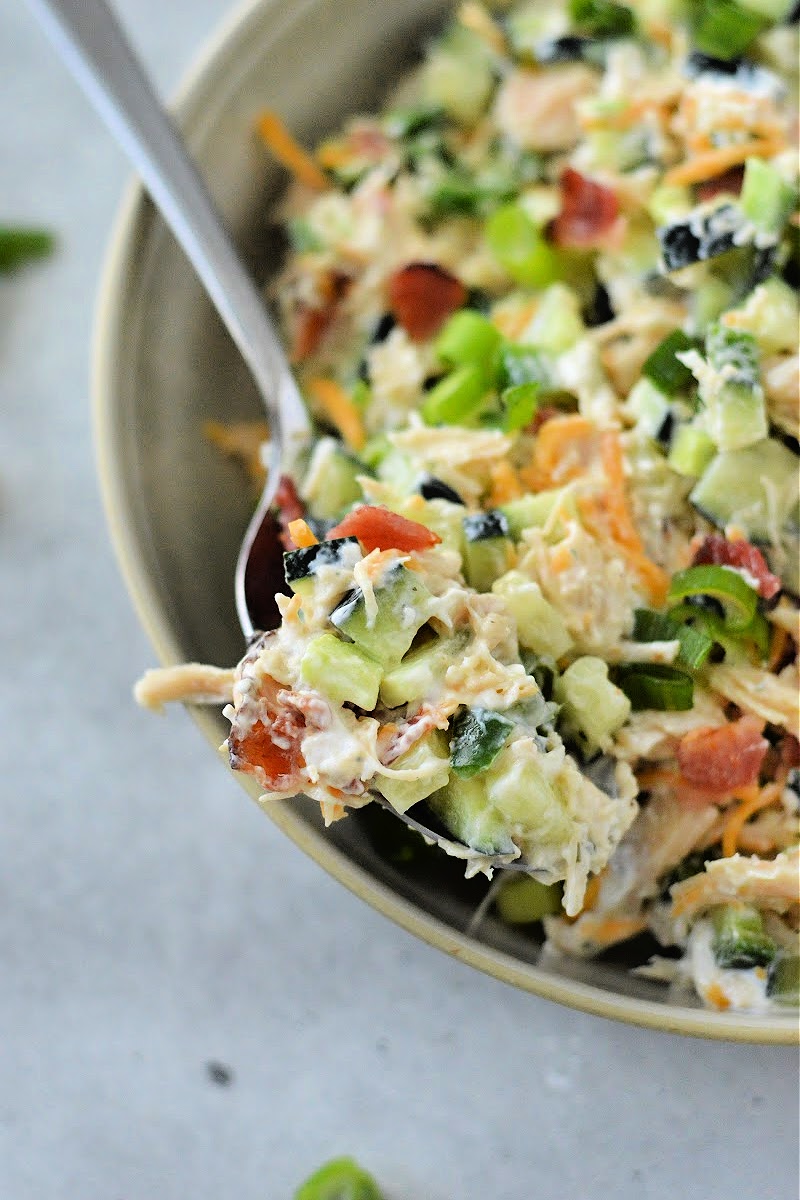 Keto Jalapeno Popper Chicken Cucumber Salad
