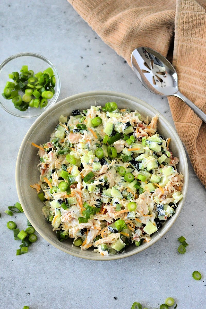 Keto Jalapeno Popper Chicken Cucumber Salad