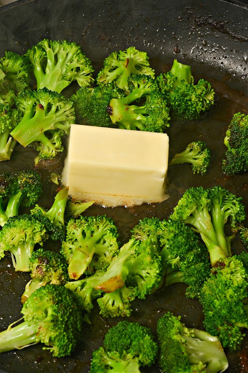 Cooking broccoli in butter