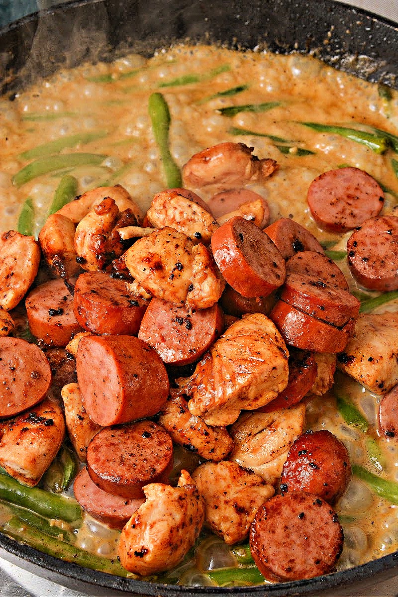 Low-Carb Honey Mustard Kielbasa Chicken and Green Beans