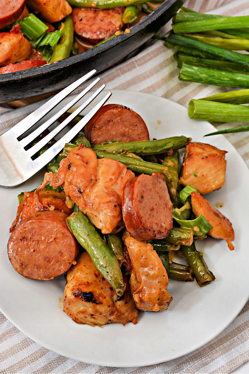 Low-Carb Honey Mustard Kielbasa Chicken and Green Beans