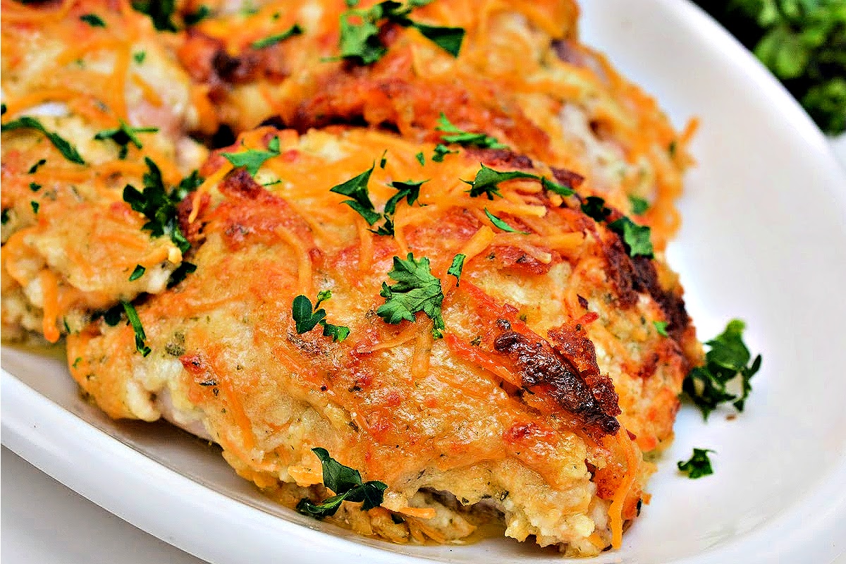 Keto Bacon Chicken Ranch Broccoli Skillet