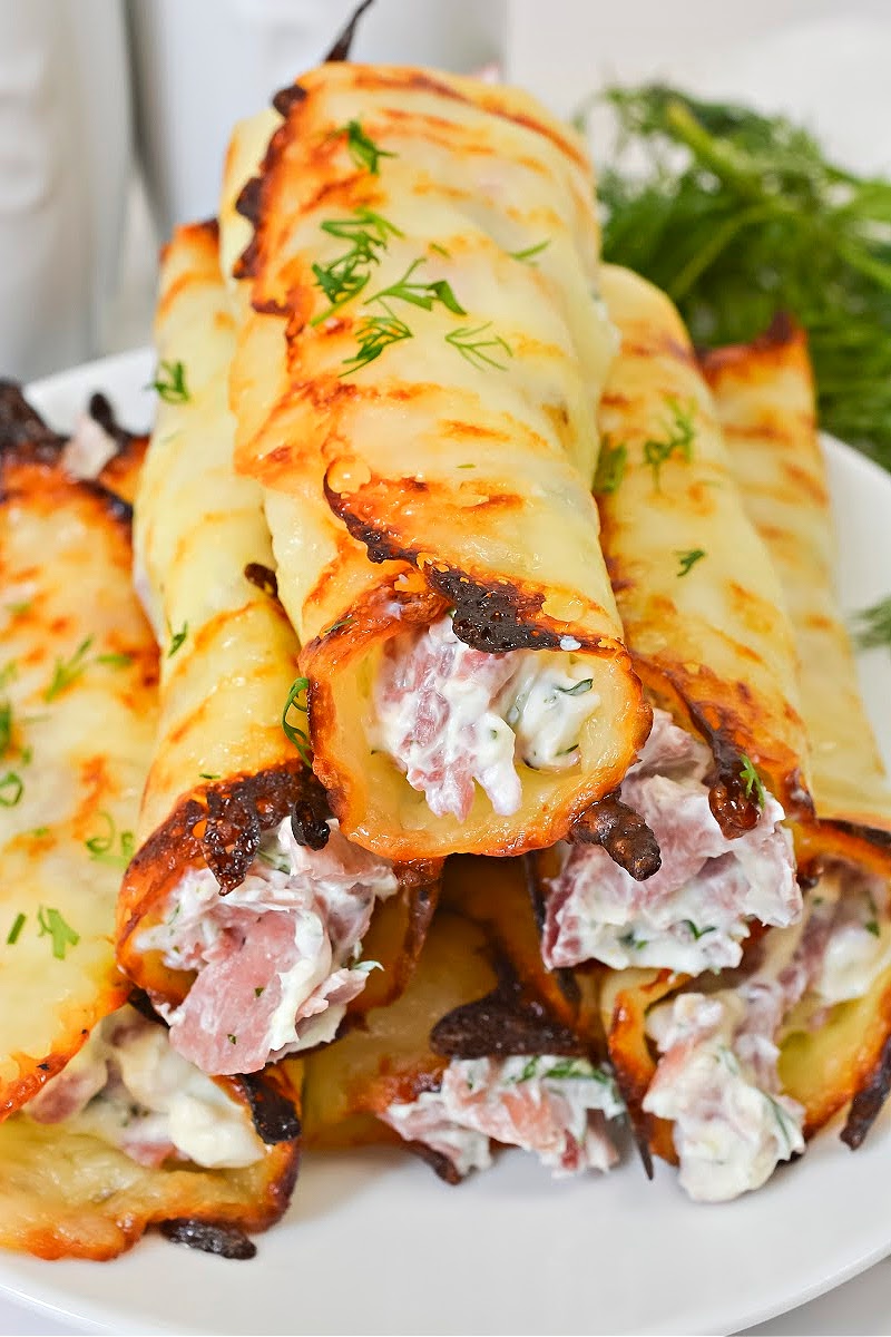 Keto Pastrami Cream Cheese Roll Ups